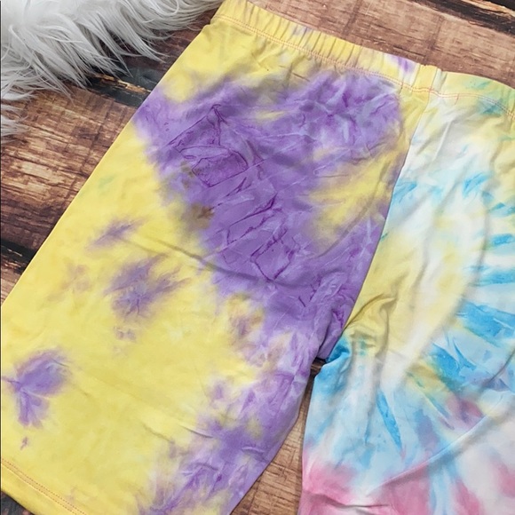 << Tye Dye Biker Shorts >> - Picture 7 of 7